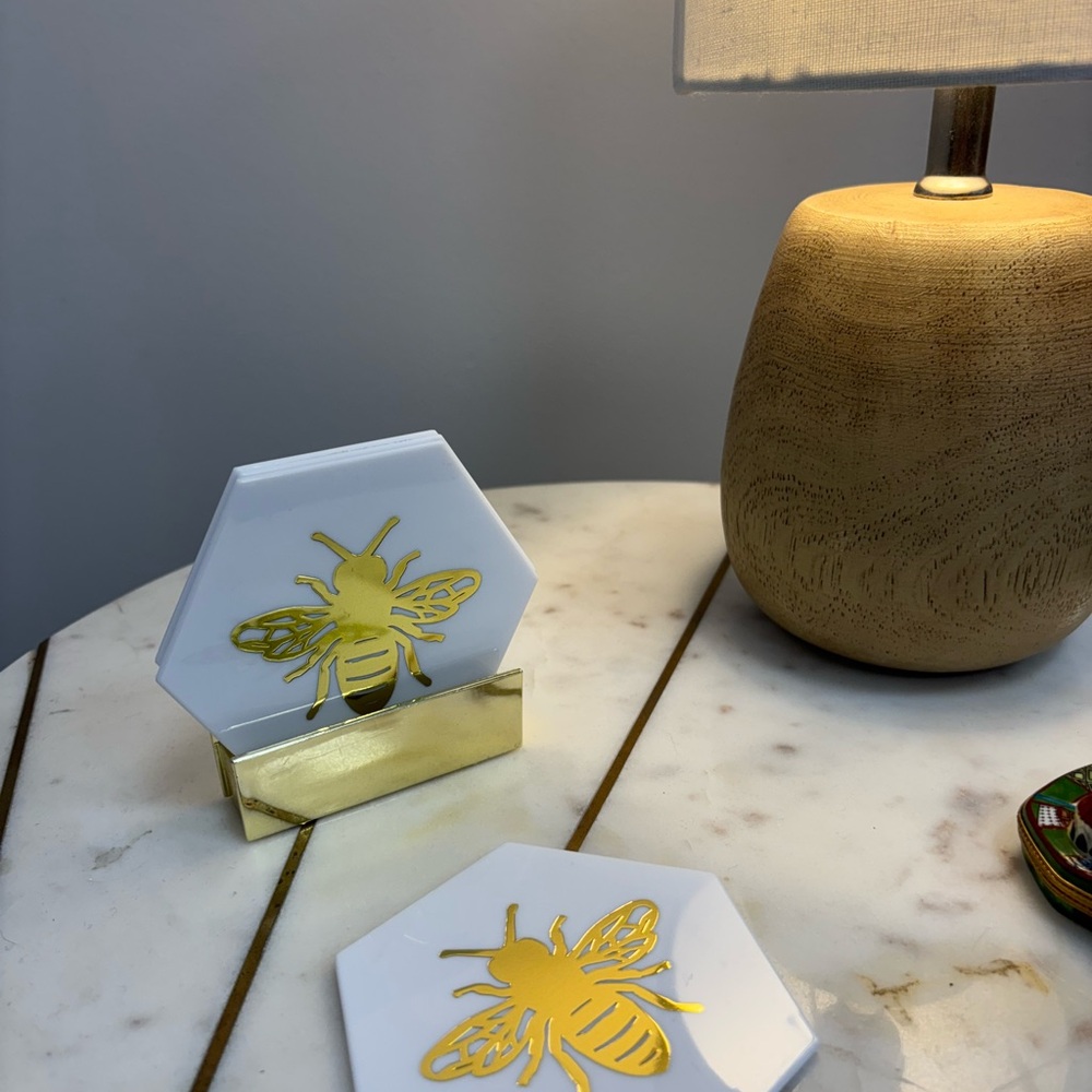 Horizon Dining 4 Hexagonal Coasters with Gold Bee Design and Holder